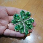 Брошь четырехлистник