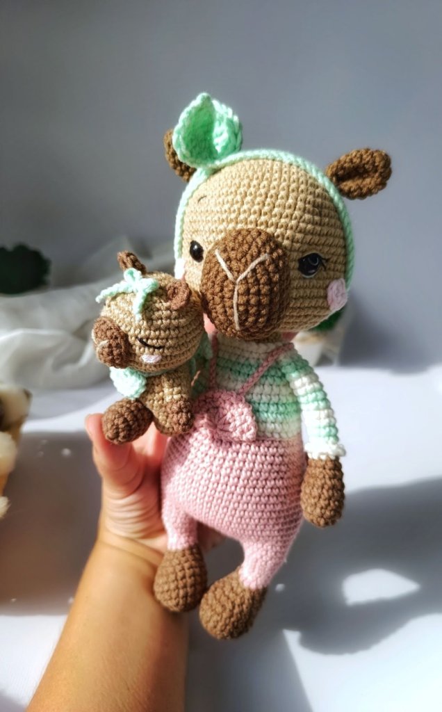 Игрушка «Капибара с малышом»