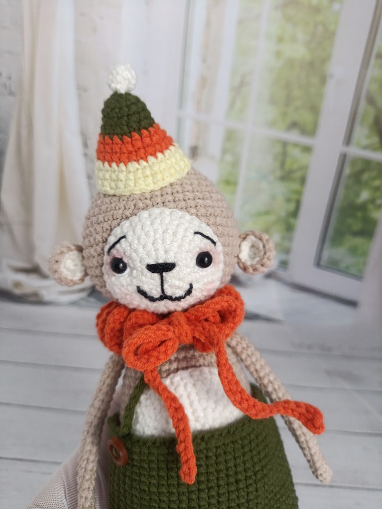 Игрушка вязаная интерьерная «Обезьянка»