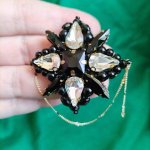 Брошь Классика