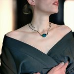 Колье из синего агата