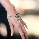 Браслет из хрусталя