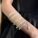 Многорядный браслет из розового кварца и жемчуга