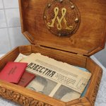 Подарок на свадьбу. Большая резная шкатулка Древо Рода с монограммой