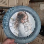 Панно девочка с кроликом