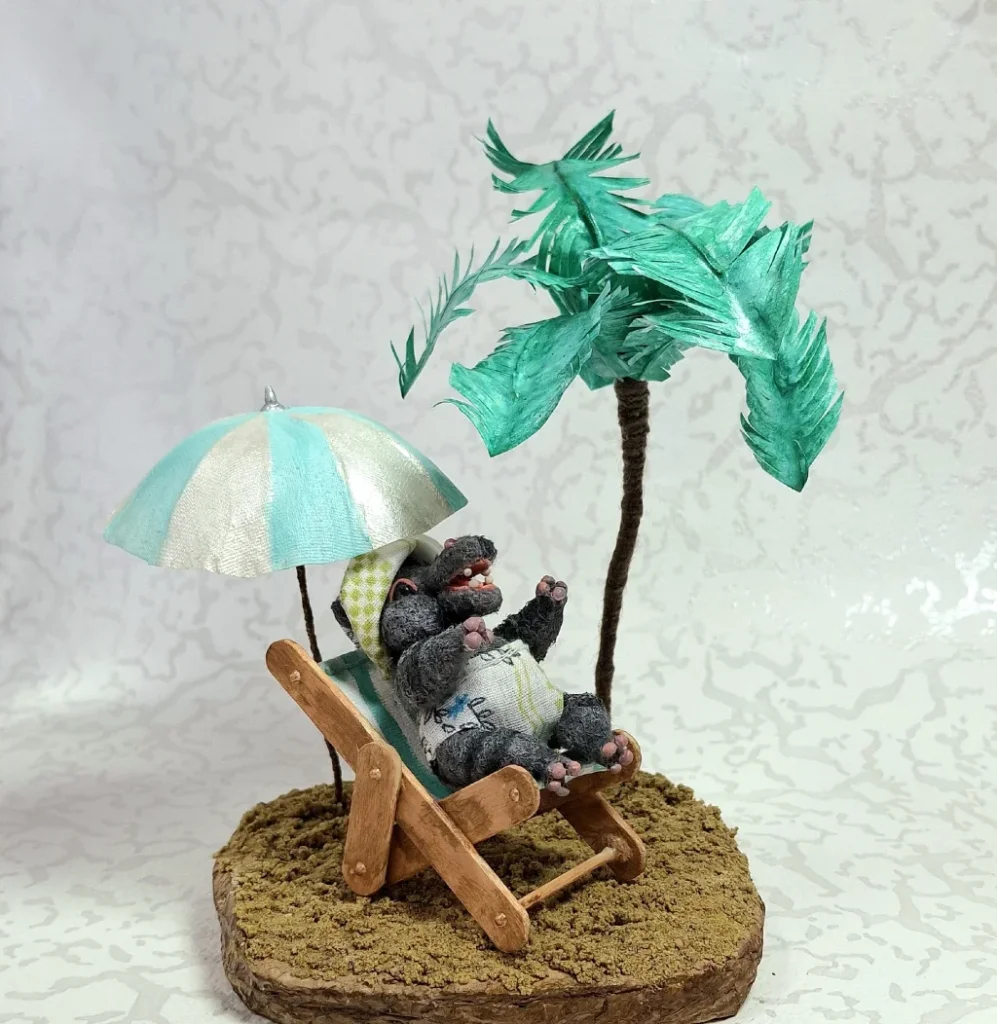 Бегемотик на пляже