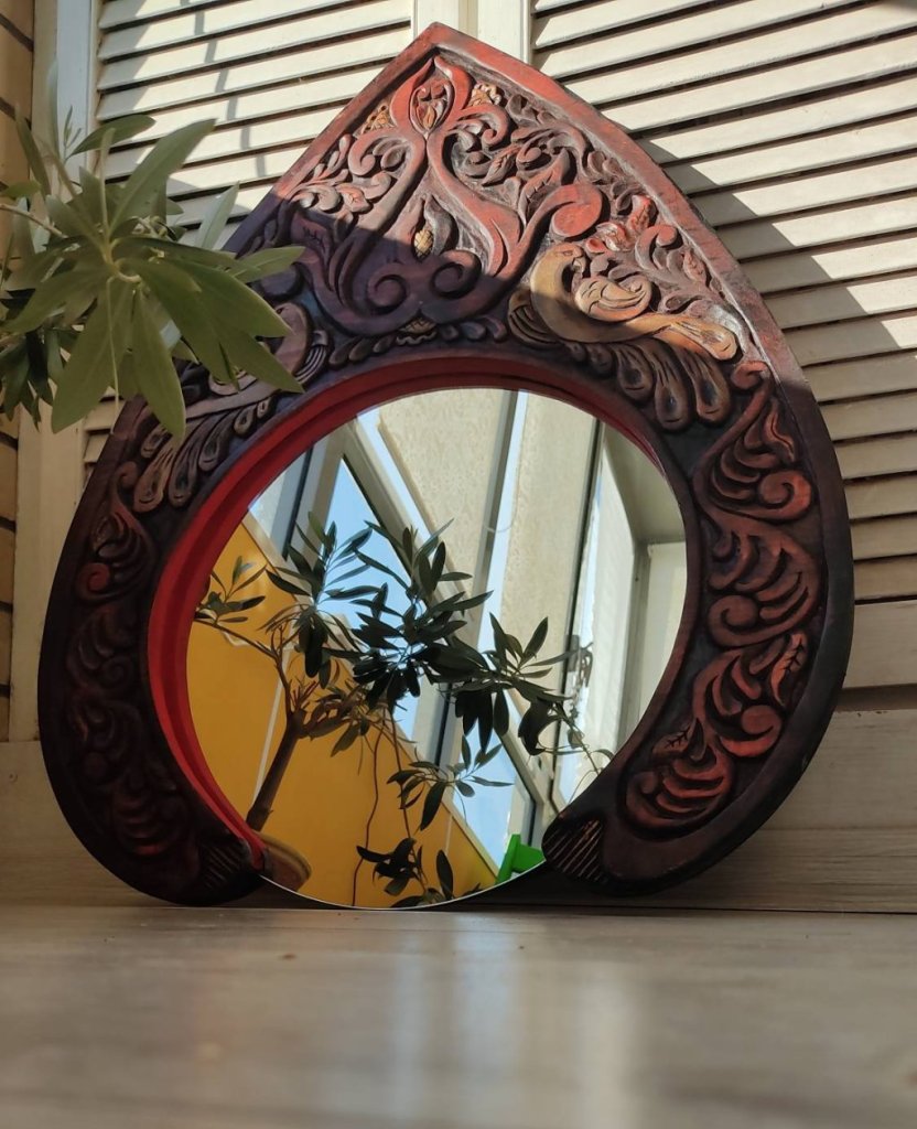 Настенное зеркало в русском стиле — Берегиня