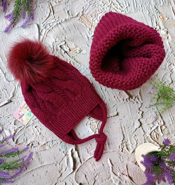 Детский вязаный комплект