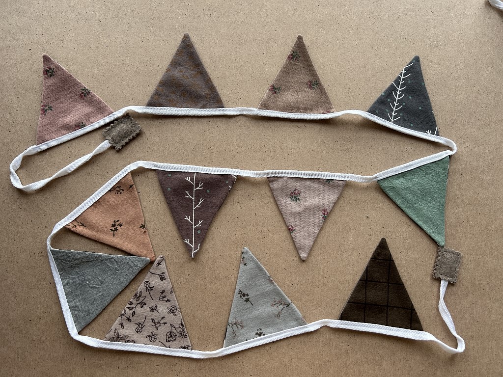 Гирлянда тканевая двухсторонняя