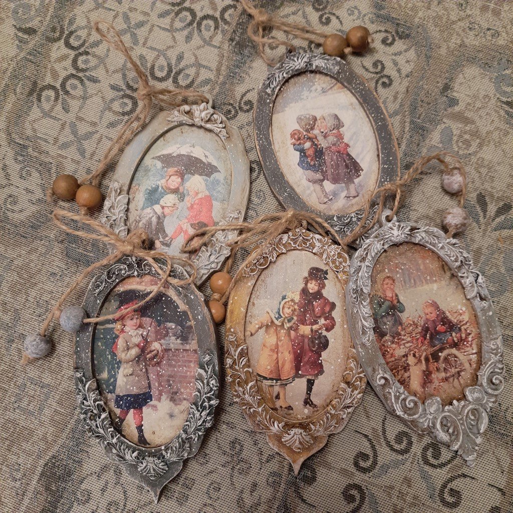 Новогодние медальоны