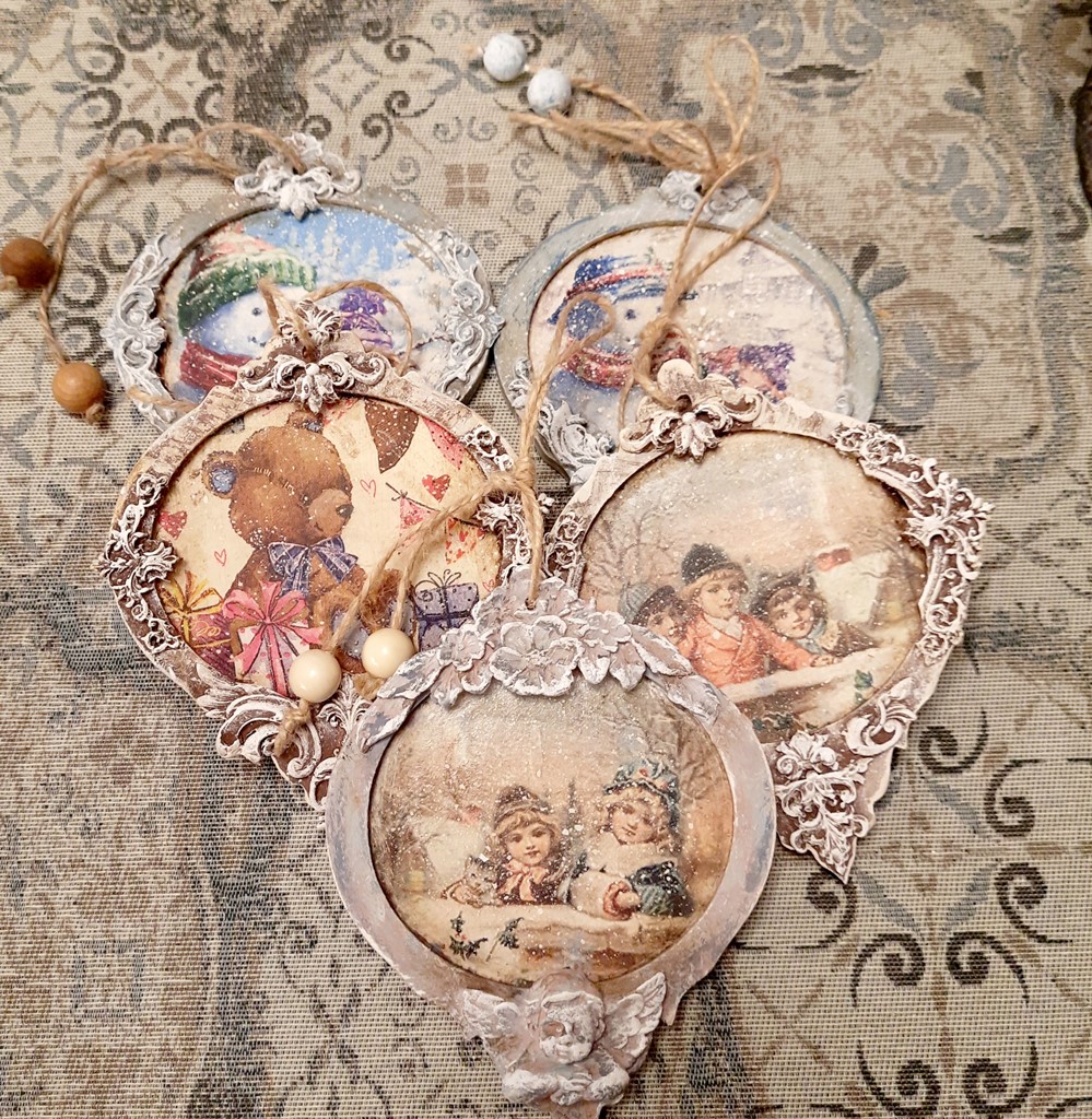 Новогодние медальоны