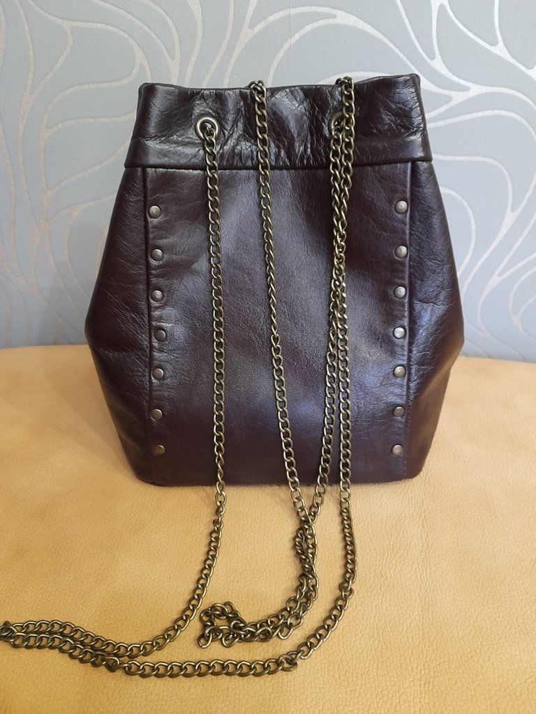 Сумочка мешочек на цепочки