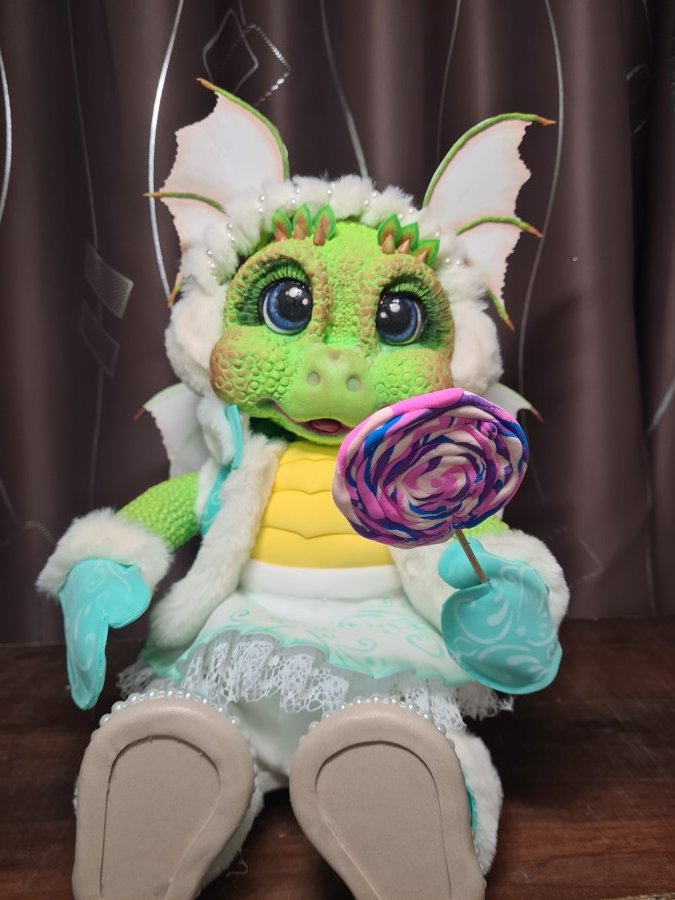 Игрушки с контейнером для подарка