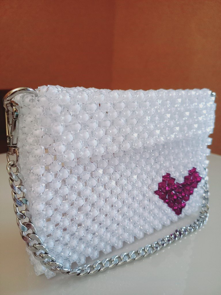 Сумочка из бусин