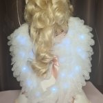 Ангелок со светящимися крылышками