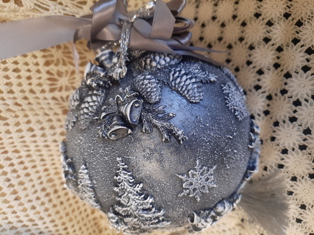 Шар большой, новогодний