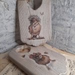 Досочка разделочная «Воробей в розовом веночке»