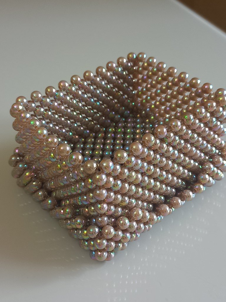 Шкатулка из бусин