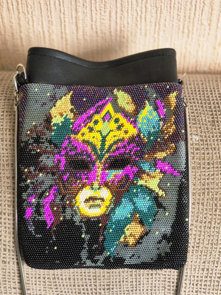 Сумочка из бисера