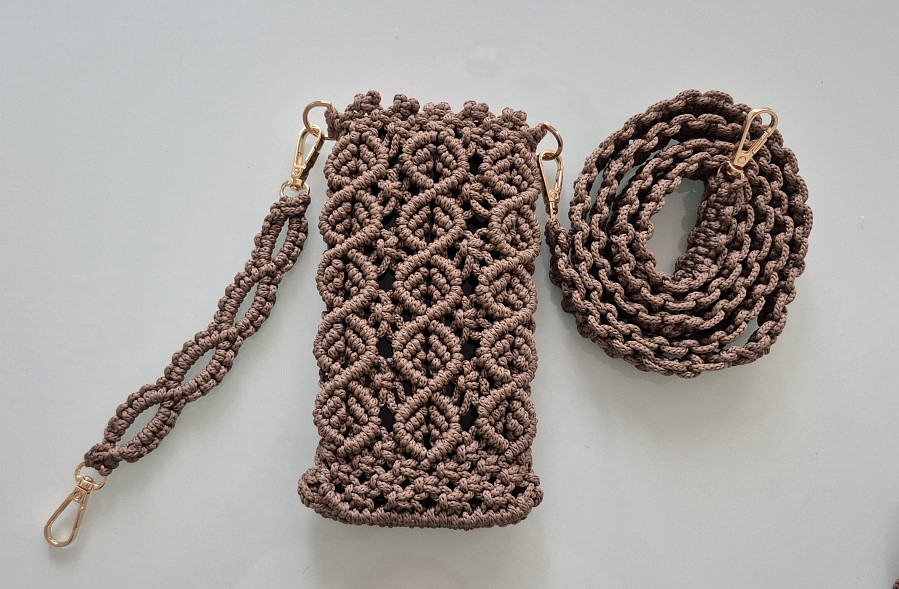 Сумка для телефона и бутылочница макраме