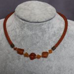 Колье с янтарем