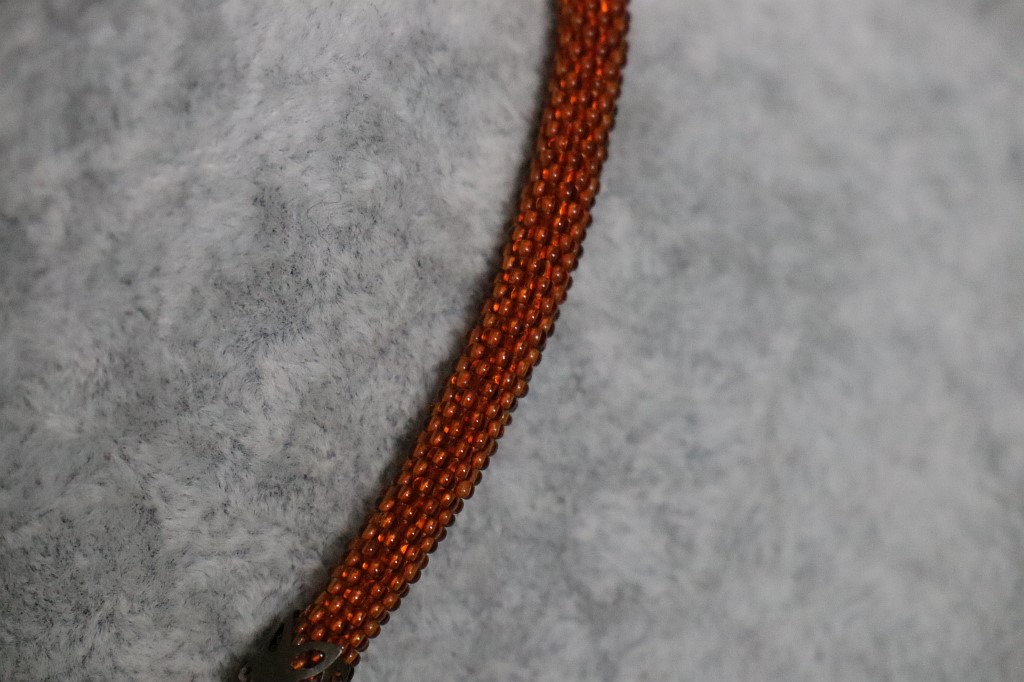 Колье с янтарем