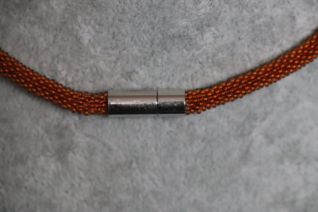 Колье с янтарем