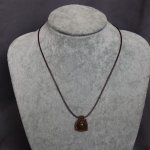 Кулон из янтаря на шнурке