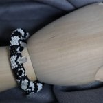 Браслет-жгут из бисера