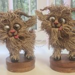 Шкатулка с забавной козочкой