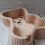 Корзинка мишутка из трикотажной пряжи