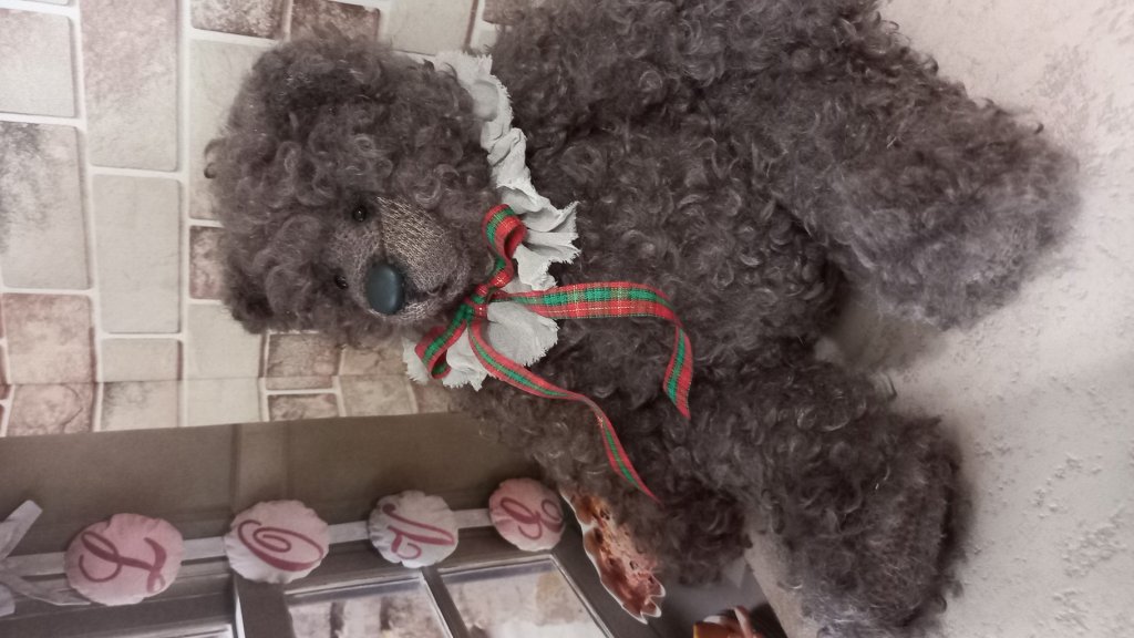 Мишка кудрявый