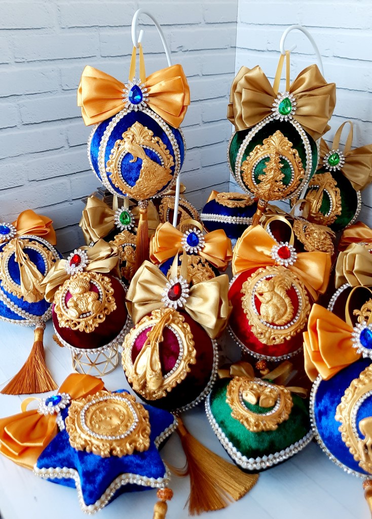 Ёлочные шары «Роскошь золота»