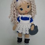 Куколка-школьница