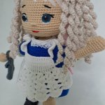 Куколка-школьница