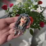 Брошь «Горгона»