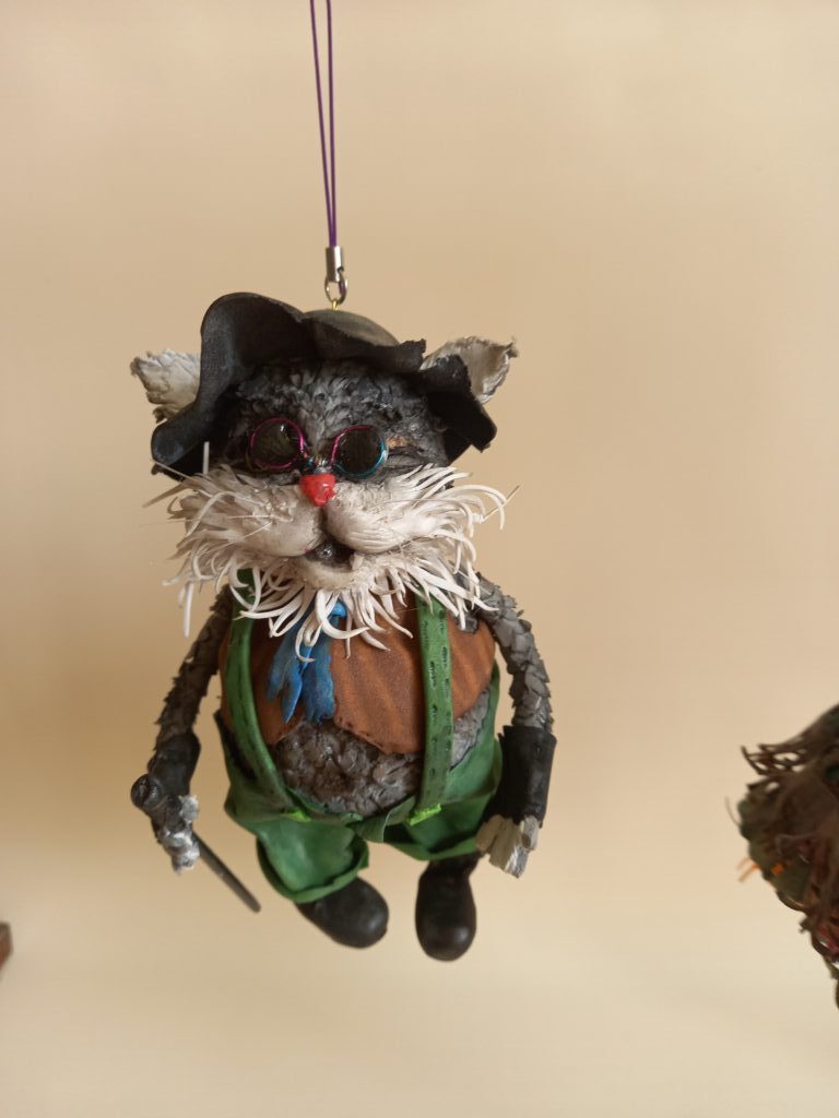 Серия ёлочных игрушек «По мотивам советских мультфильмов». Лиса Алиса и кот Базилио.