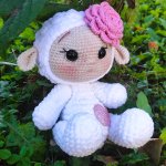 Малыши в костюмах