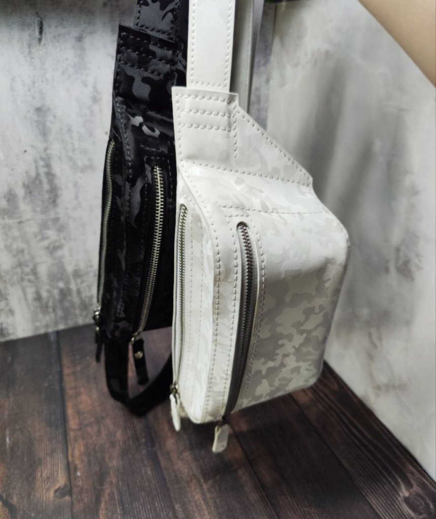 Сумка-бананка из натуральной кожи