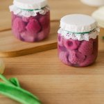 Баночка с малиной