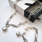 Цепь с жемчугом и браслет