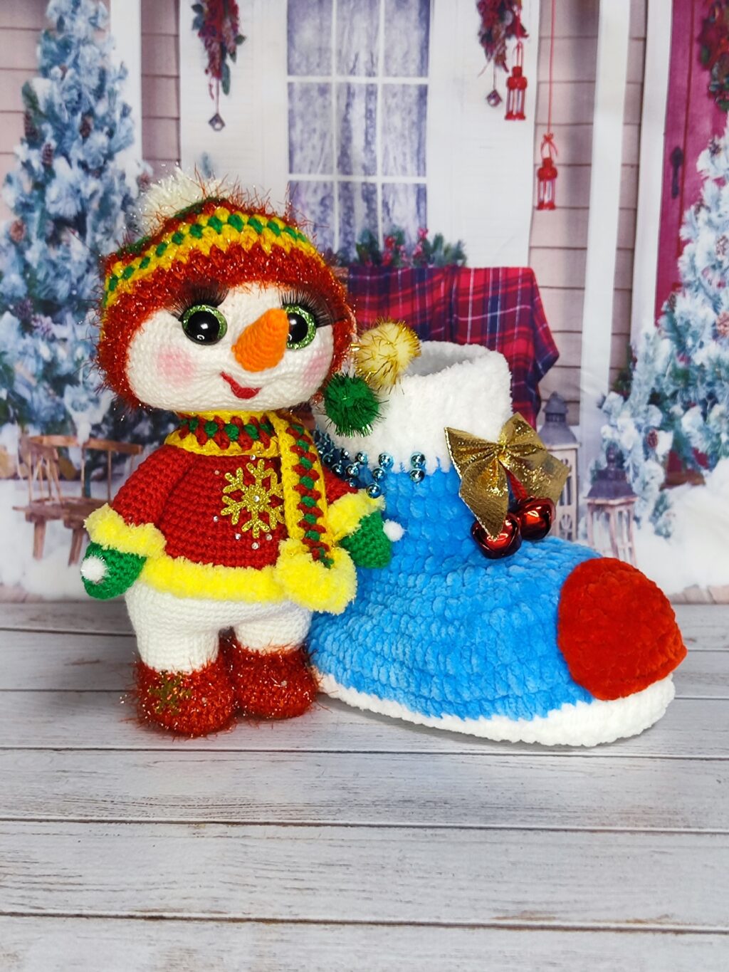 Новогодний Снеговик в сапожке