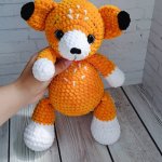 Вязаная игрушка лисичка ручной работы