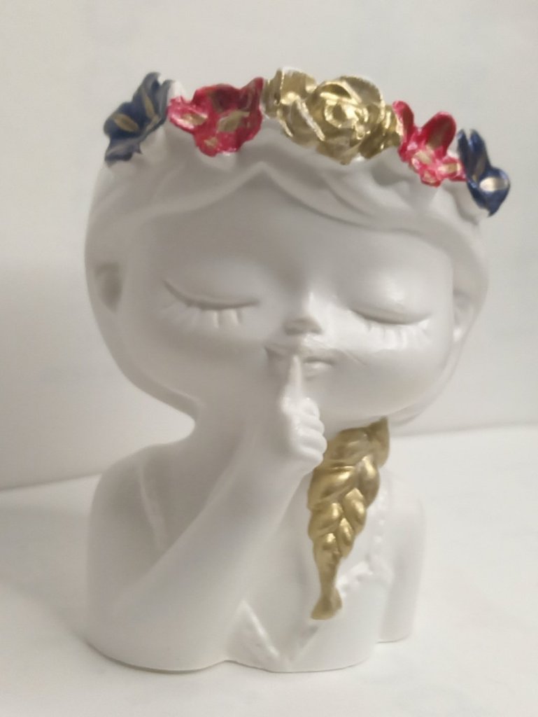 Свеча в гипсовом подсвечнике «Алёнушка»