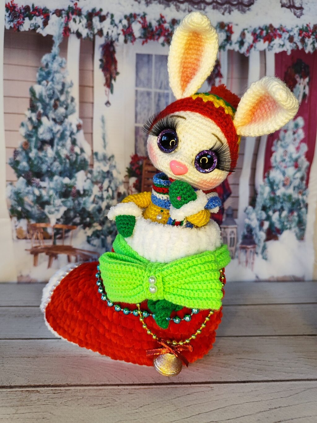 Новогодний Зайчик в сапожке