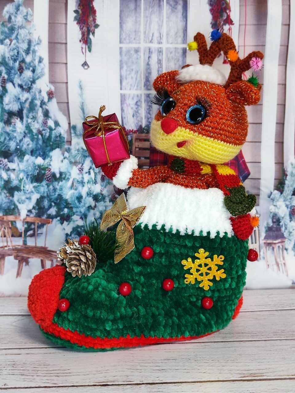 Новогодний Оленёнок в сапожке