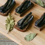 Бутерброд со шпротами 1шт