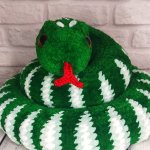 Игрушка вязаная плюшевая змея