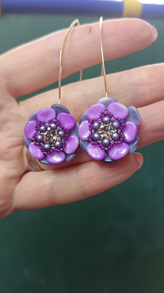 Серьги цветочки