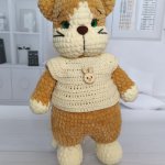 Котёнок вязаный